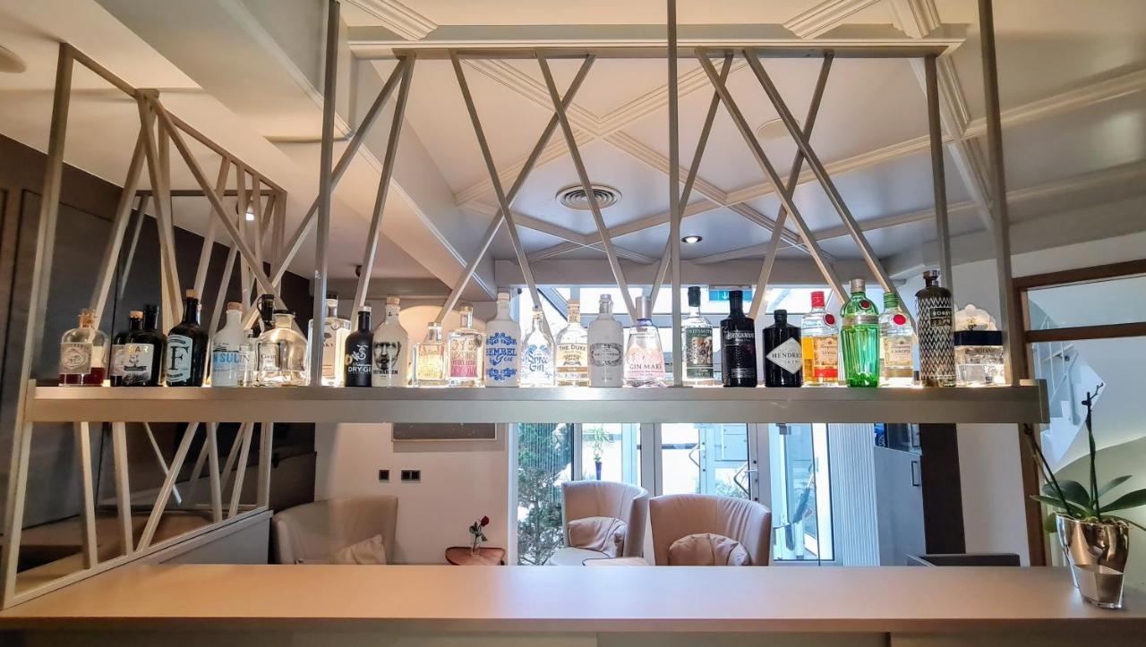 Hotel Restaurant Felix เบนส์ไฮม์ ภายนอก รูปภาพ