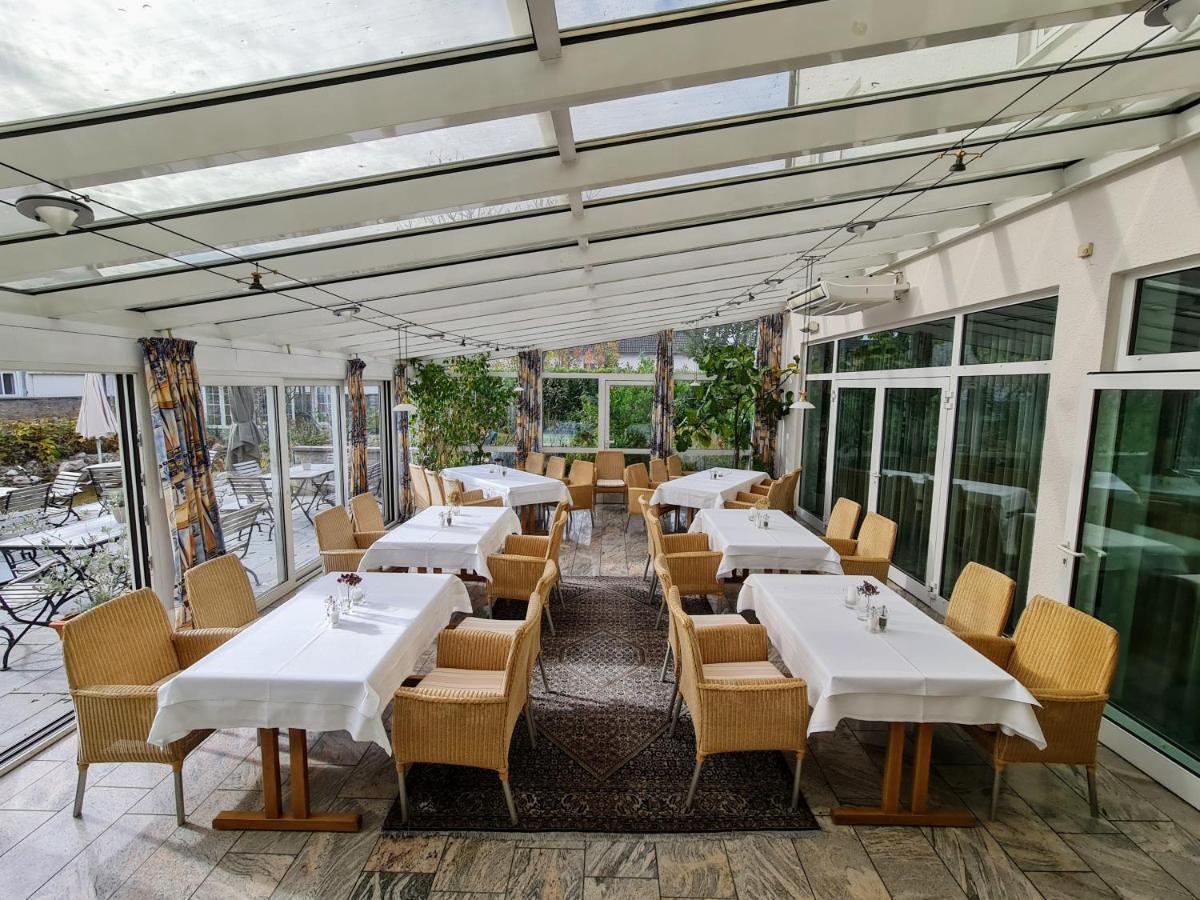 Hotel Restaurant Felix เบนส์ไฮม์ ภายนอก รูปภาพ