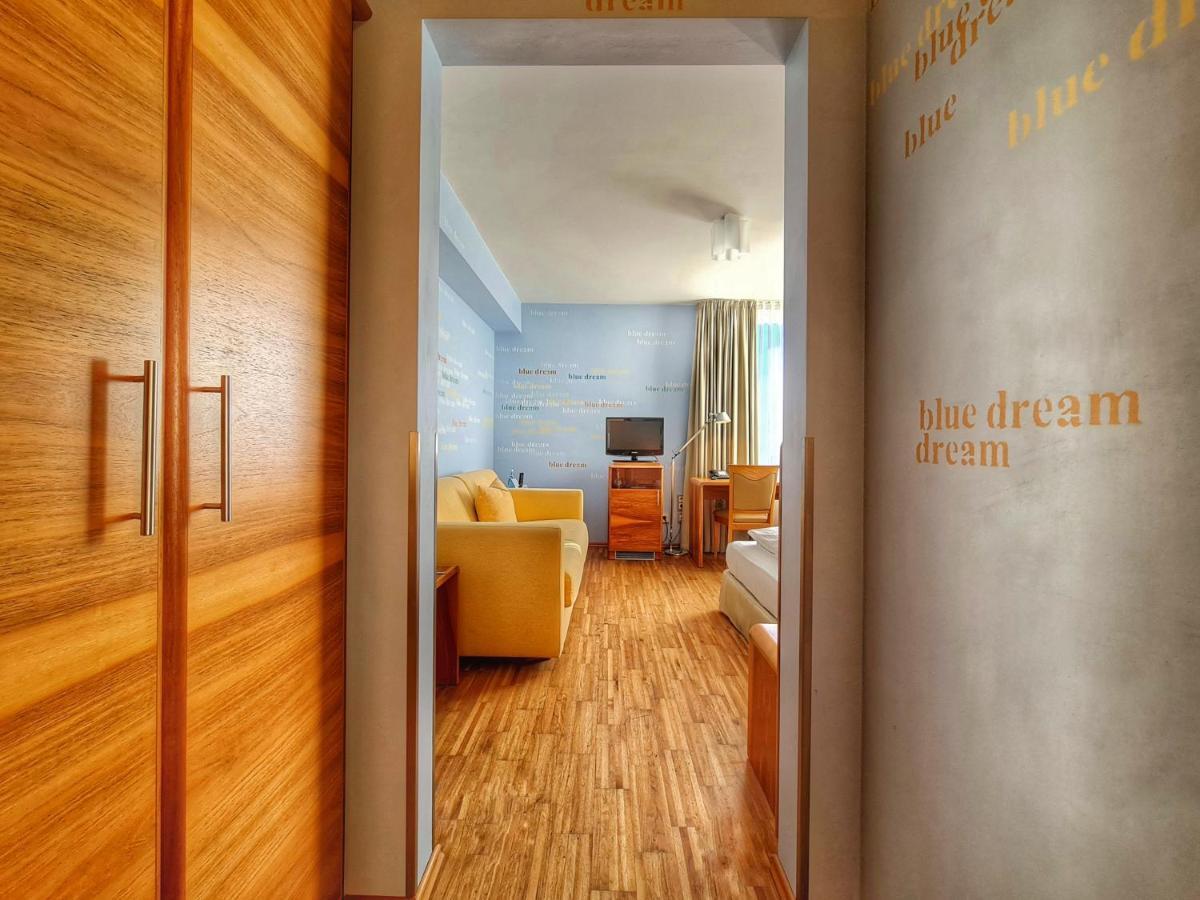 Hotel Restaurant Felix เบนส์ไฮม์ ภายนอก รูปภาพ
